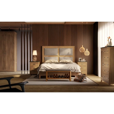 Estila Luxusní mohutná manželská postel z masivního dřeva s možností barevné volitelnosti 135-180 cm