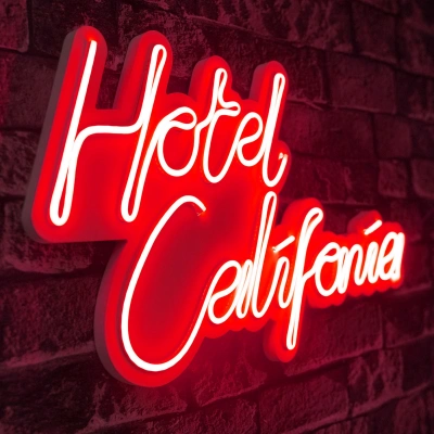 Nástěnná LED dekorace HOTEL CALIFORNIA červený nápis